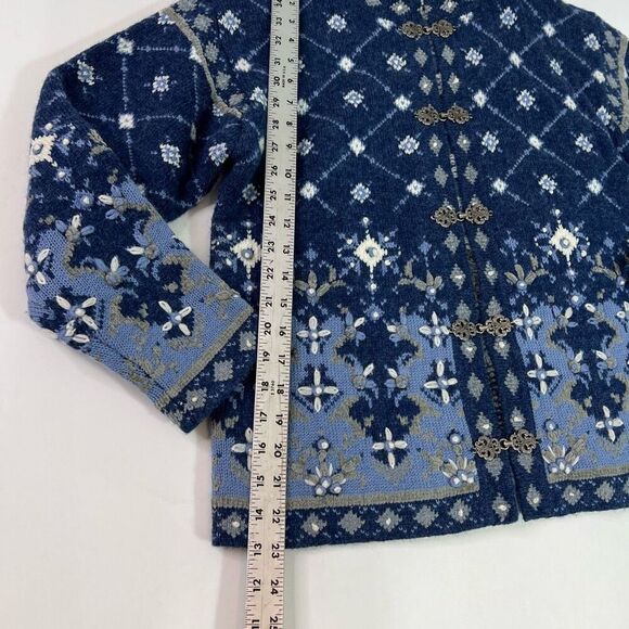 SKYR Sweaters Womens Medium Petite Wool Blend Fair Isle Nordic Buttons Blue Fall - Picture 4 of 9